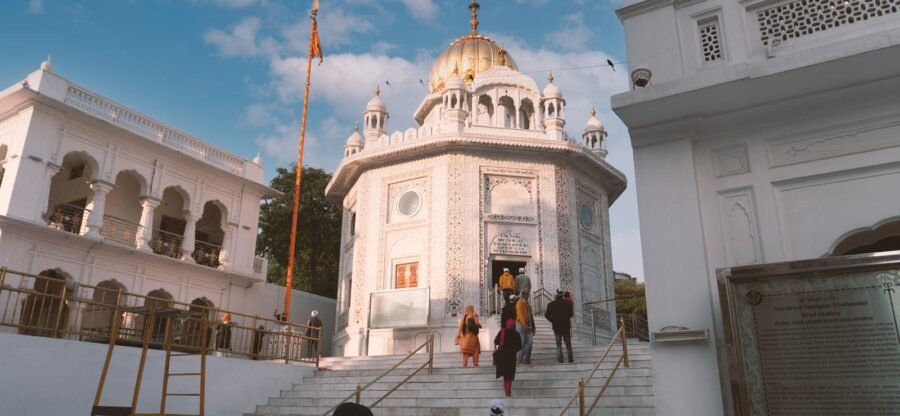 gurudwara thara sahib patshahi 9 amritsar