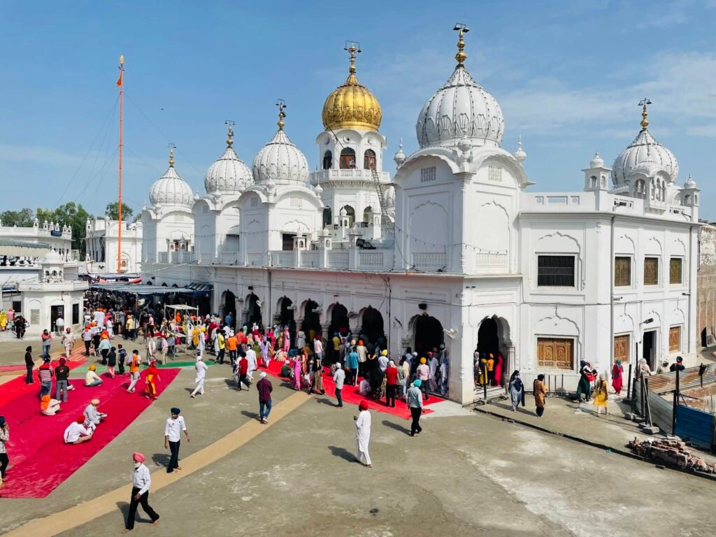 gurudwara baba deep singh ji amritsar inside